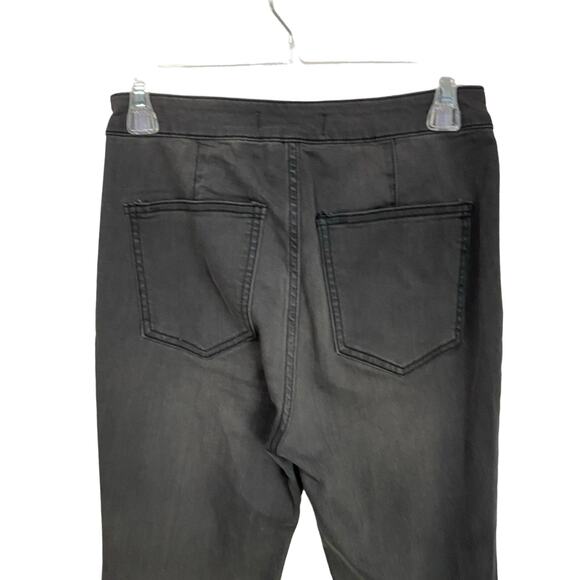 We The Free Black Wash Groovy Ultra Flare Jeans Size 27 Short - Picture 8 of 12